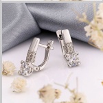 Comprar pendientes de plata con circonitas Swarovski® SOKOLOV