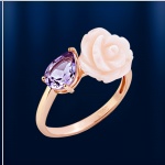 Bague en or avec pierres précieuses