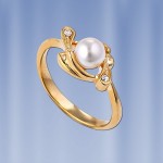 Prsteň s perlou. Šperky