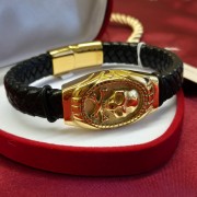 Stylisches Armband aus Leder und Edelstahl „Totenkopf“