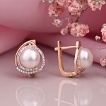 Pearls & Cubic Zirconia. Gold ring "Chic"