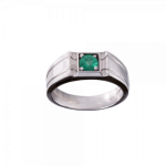 Golden men's ring with emerald