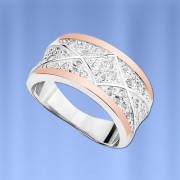 Ring with fianites. Silver Gold