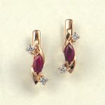 Earrings with diamonds, rubies. Gold 585°