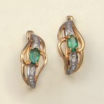Gold earrings with diamonds, emerald