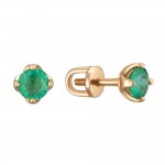 Minimalist gold earrings with earrings