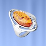 Ring with amber silver
