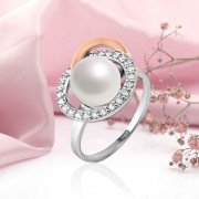 Silberring „Perlen“. Zirkonia, Gold und Perlen
