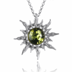 Pendentif en argent avec ambre vert