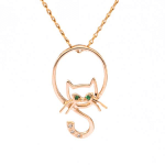 Colgante de oro "Question Mark Kitten" con esmeraldas y diamantes