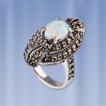Zilveren ring met opaal en marcasiet