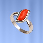 Кольцо с коралловым серебром
