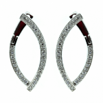 Pendientes de oro con diamantes.