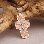 Goldenes Brustkreuz mit Kruzifix