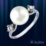 Ring made of 925 silver with pearls