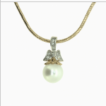 Pandantiv auriu cu perle si diamante
