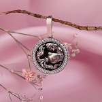 Pandantiv zodiacal din argint „Văsător”. Zirconiu și email