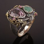 Srebrni prsten od ametista i smaragda