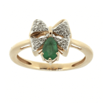 Anello in oro con smeraldo e diamante