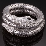 Бижутерный браслет