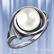 Ring „Squeak“ aus Silber mit Perlen.