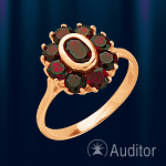 Ring laget av 585 rødt gull med granat