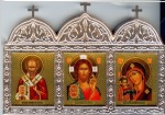 Русский значок для автомобиля тройного серебряного цвета.
