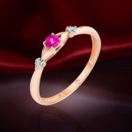 Златен пръстен с диаманти, рубини и корунд