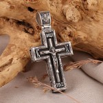 Strieborný prívesok kríž s krucifixom