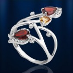 Ring with garnet and citrine. Silver