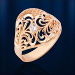 Златен пръстен с фианити