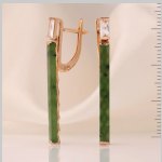 Pendientes con nefrita y fianitas