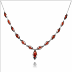 Серебряное колье с янтарем