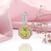 Goldanhänger „Frühlingserwachen“. Peridot und Zirkonia