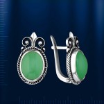 Русские серебряные серьги с хризопразом.