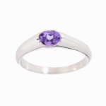 Golden ring with amethyst