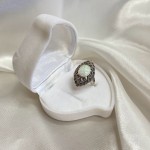 Srebrn prstan z opalom in markazitom