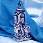 Gzhel porcelain carafe "Queen"