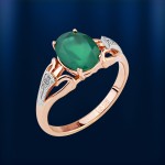 Gold ring with diamonds & chrysoprase