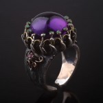 Silver ring amethyst and emerald