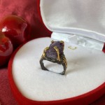Pozlačen srebrn prstan z ametistom