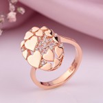 Aranyozott ezüst gyűrű "Romance". cirkónia