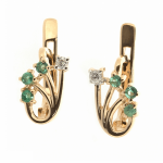 Golden earrings with emeralds and diamonds