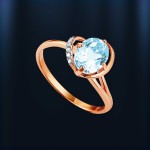 Zlatý prsteň s topásom. Ruské zlaté šperky