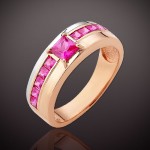 Gold ring with rubies and corundum