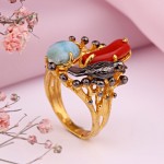 Aranyozott ezüst gyűrű "A kertben". Türkiz és korall