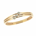 Gold ring with diamonds