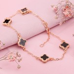 oniks ile 585 kırmızı altın bileklik