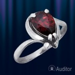 Ring Russian silver and garnet