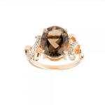 Златни прстен са димљеним кварцом и дијамантима